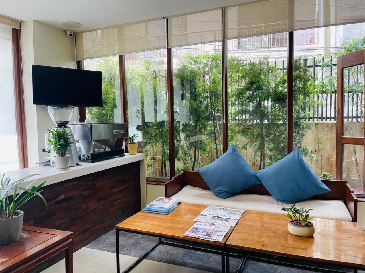Timber House By Tara Group Hotel กาฐมาณฑุ ภายนอก รูปภาพ