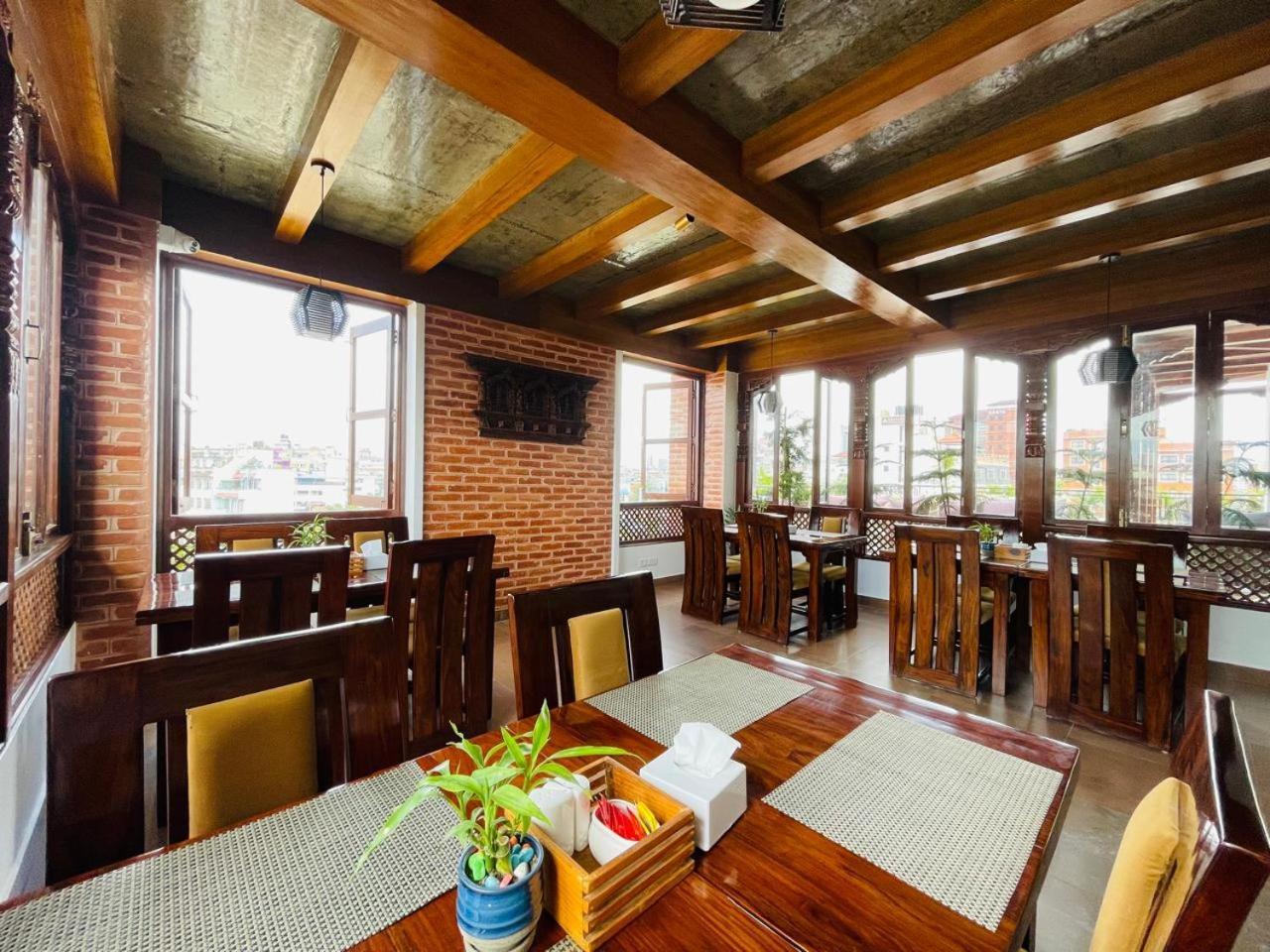 Timber House By Tara Group Hotel กาฐมาณฑุ ภายนอก รูปภาพ
