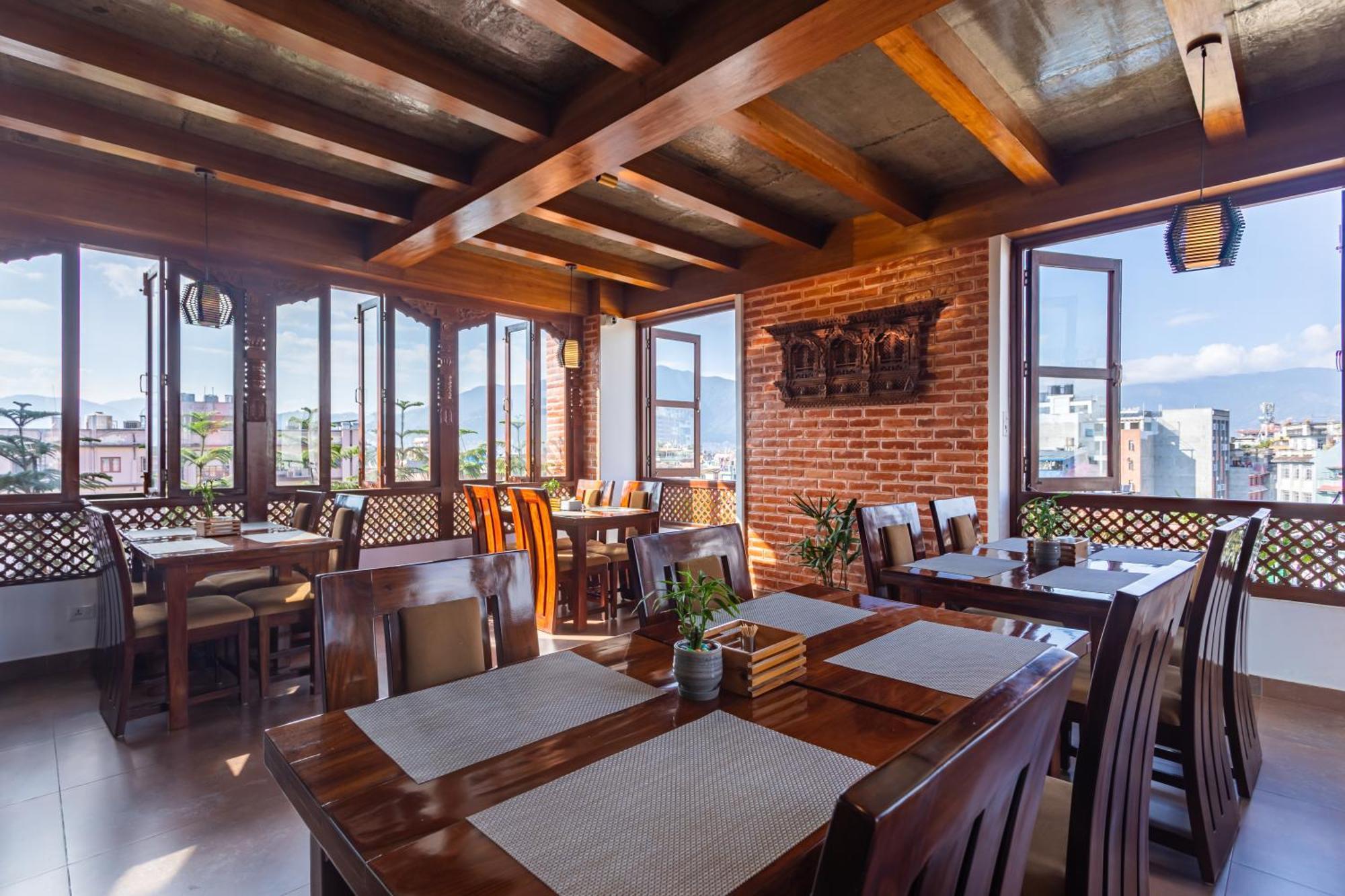 Timber House By Tara Group Hotel กาฐมาณฑุ ภายนอก รูปภาพ
